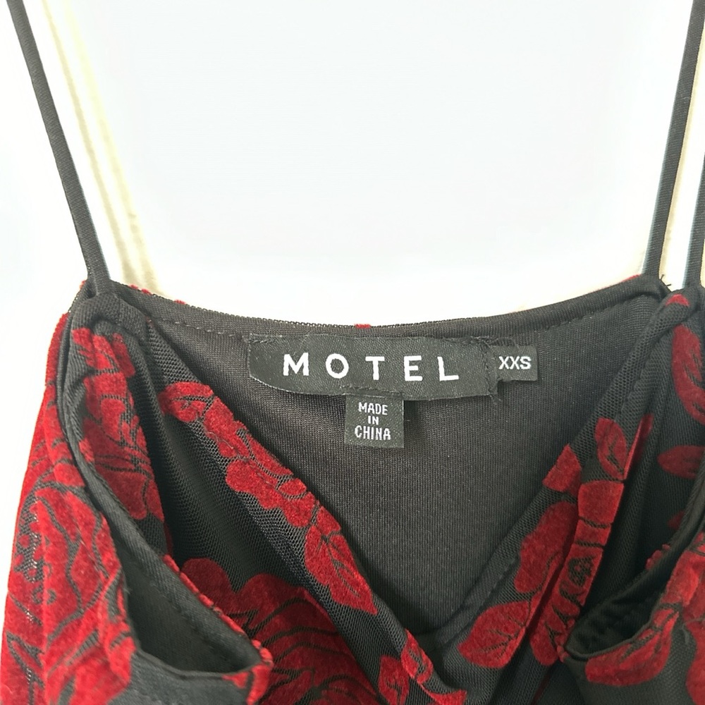 SOLD - Motel rocks floral midi dress